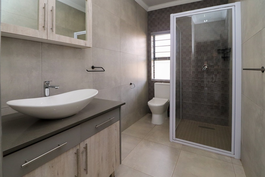 3 Bedroom Property for Sale in Flamwood North West